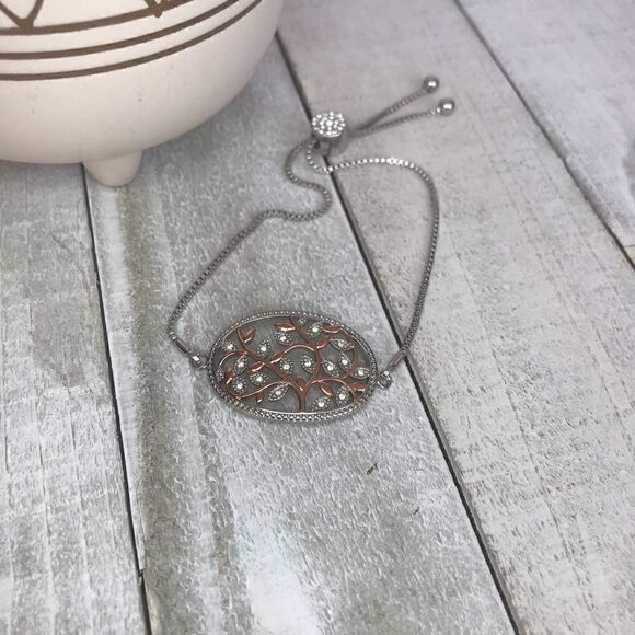 Bracelet    - Picture 2 of 3